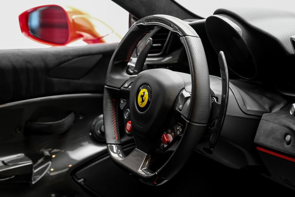 Used 2020 Ferrari 488 Pista Coupe RWD image 14