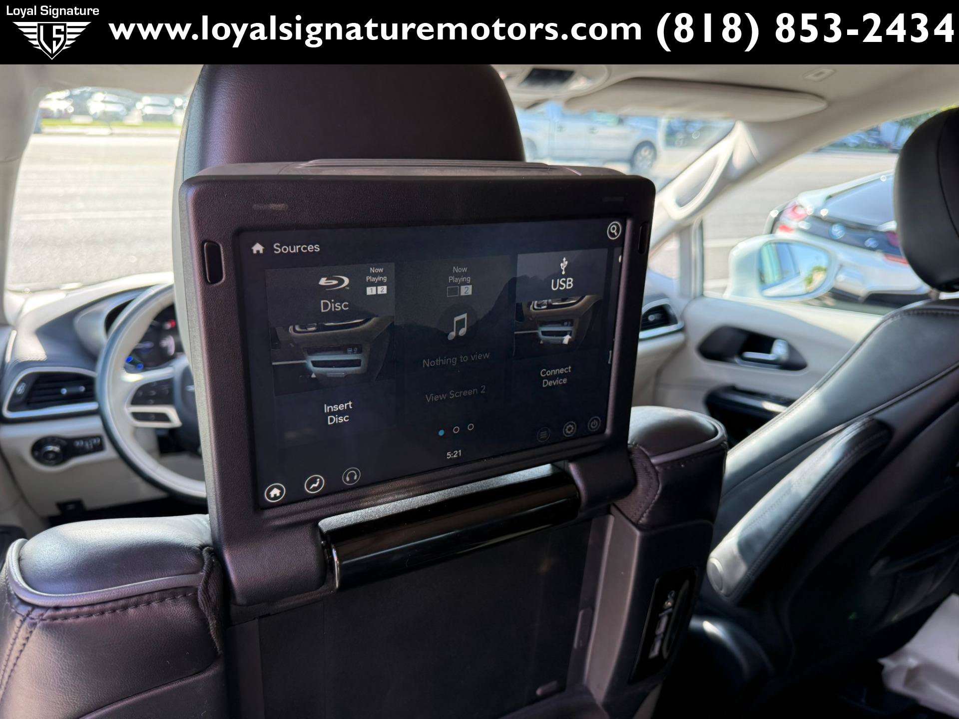 Used 2018 Chrysler Pacifica Limited w/ Advanced Safetytec Group FWD image 21