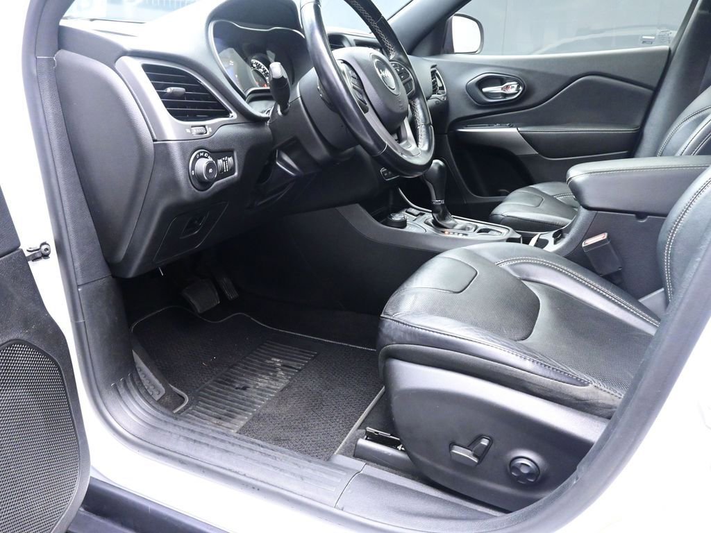 Used 2021 Jeep Cherokee Latitude Lux 80th Anniv w/ Quick Order Package 26U 80TH AWD/4WD image 17