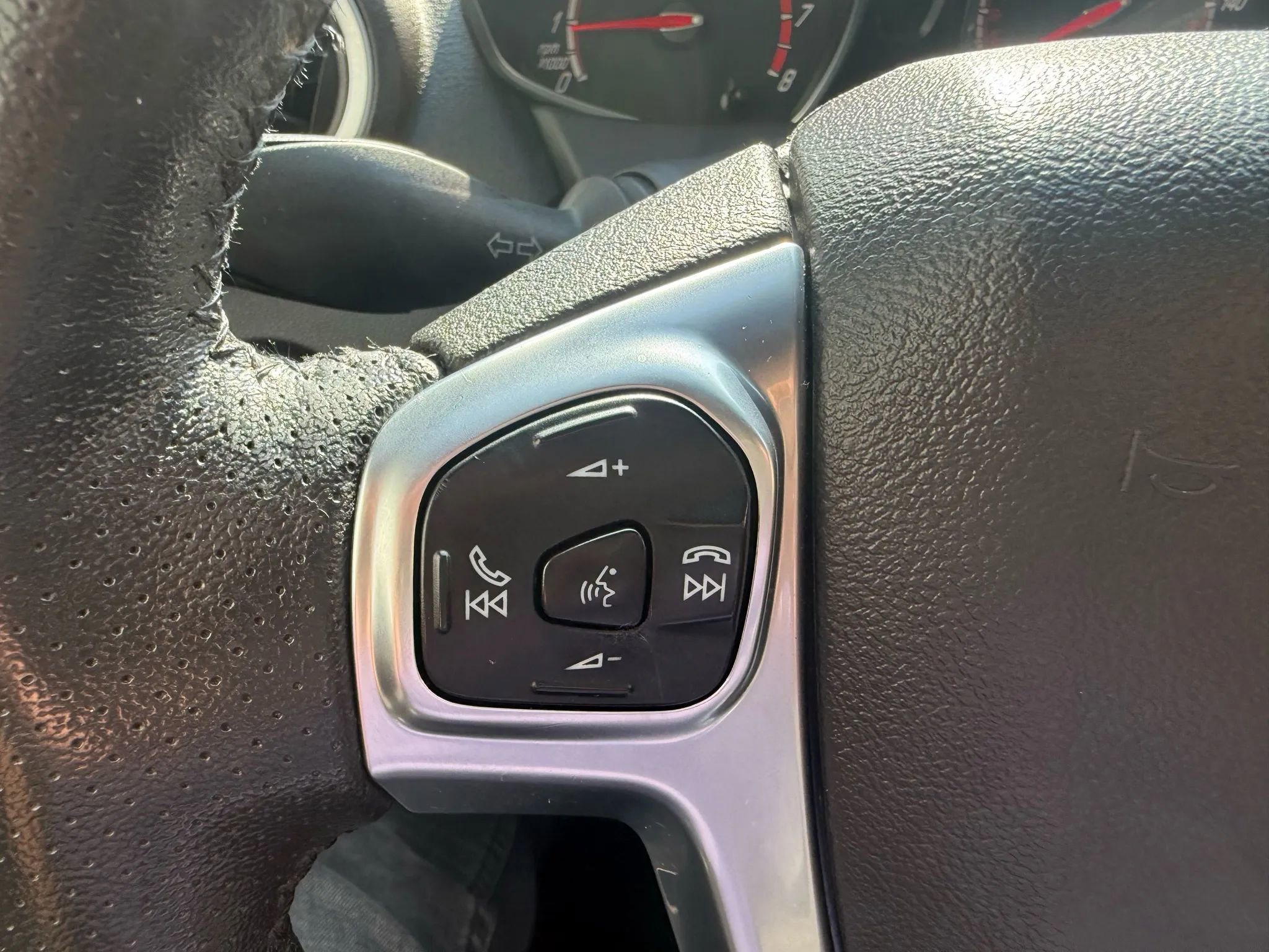 Used 2018 Ford Fiesta ST image 11