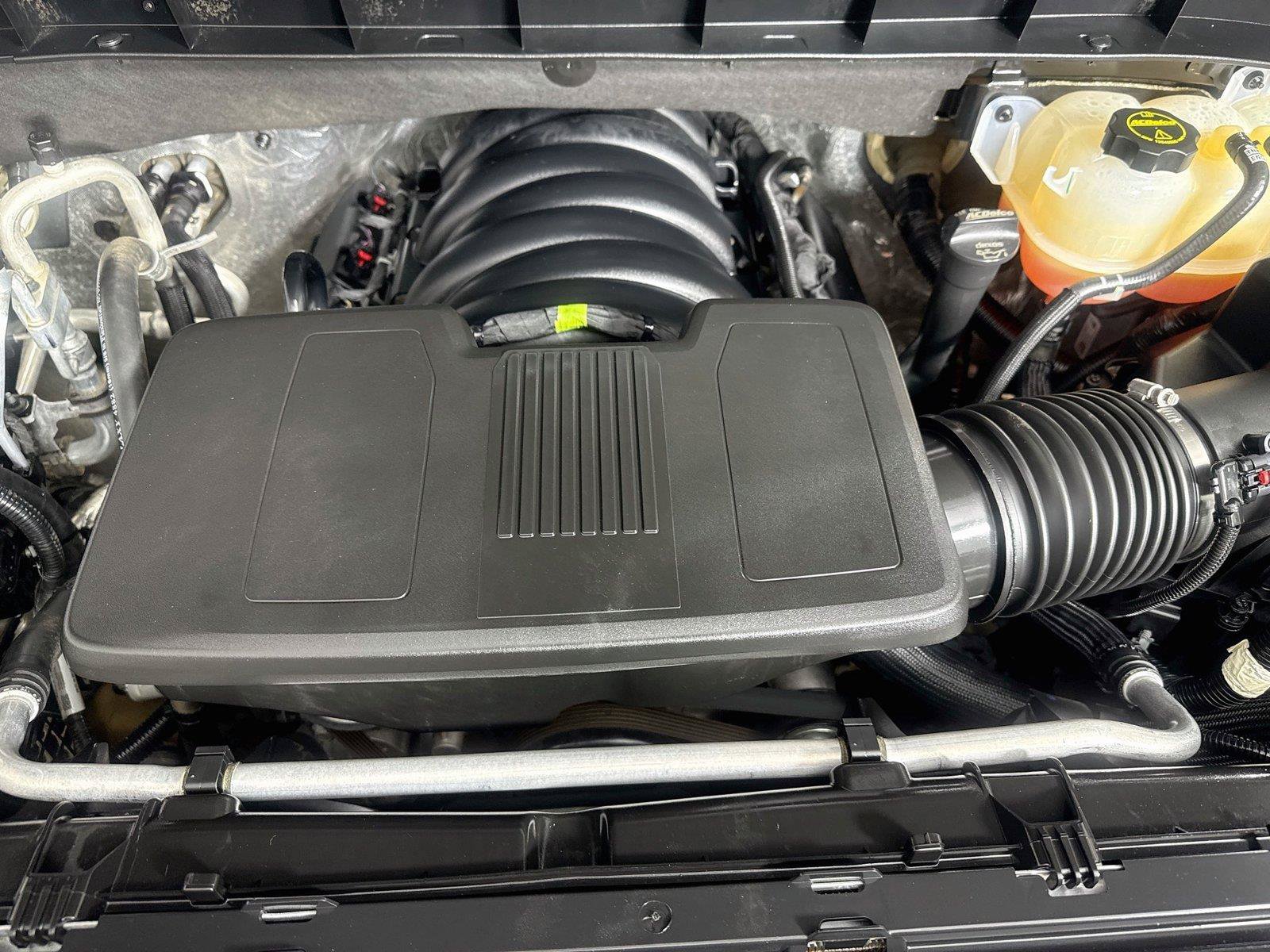 Used 2025 GMC Sierra 1500 SLT AWD/4WD image 40