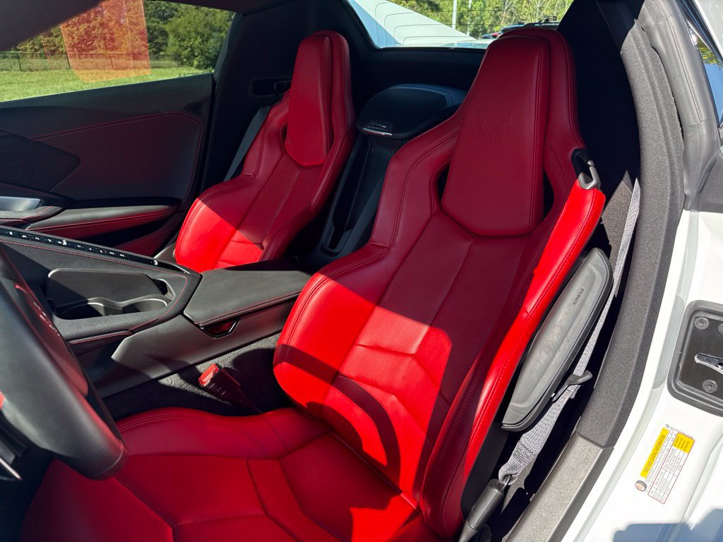 Used 2022 Chevrolet Corvette Stingray Convertible w/ 1LT RWD image 24