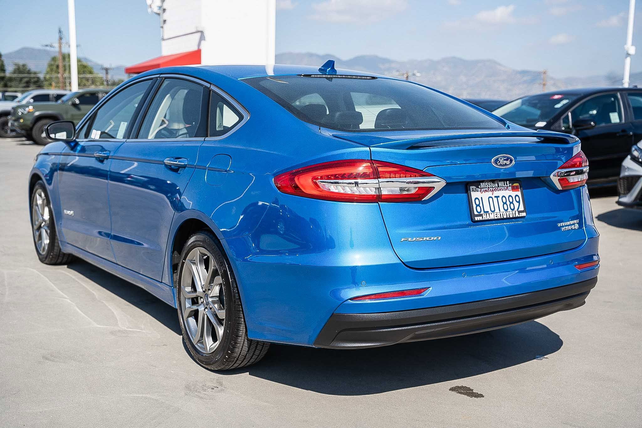 Used 2019 Ford Fusion Titanium image 9