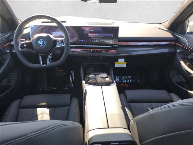 New 2026 BMW i5 eDrive40 w/ M Sport Package RWD image 15