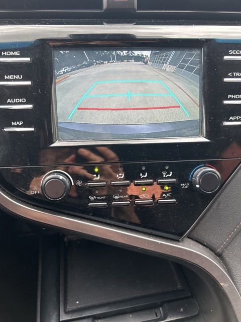 Used 2019 Toyota Camry LE image 8