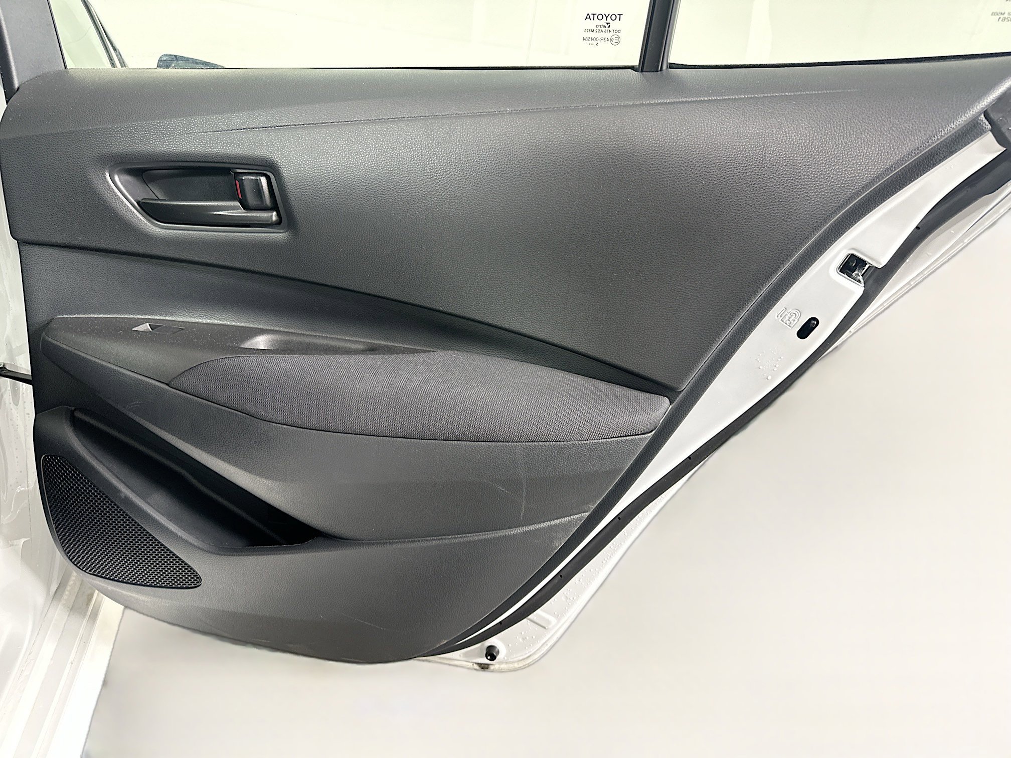 Used 2026 Toyota Corolla LE FWD image 28