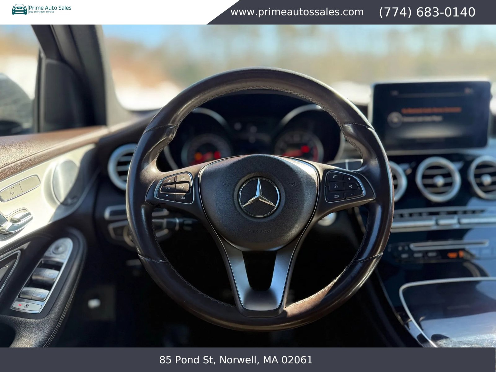 Used 2017 Mercedes-Benz GLC 43 AMG 4MATIC image 28