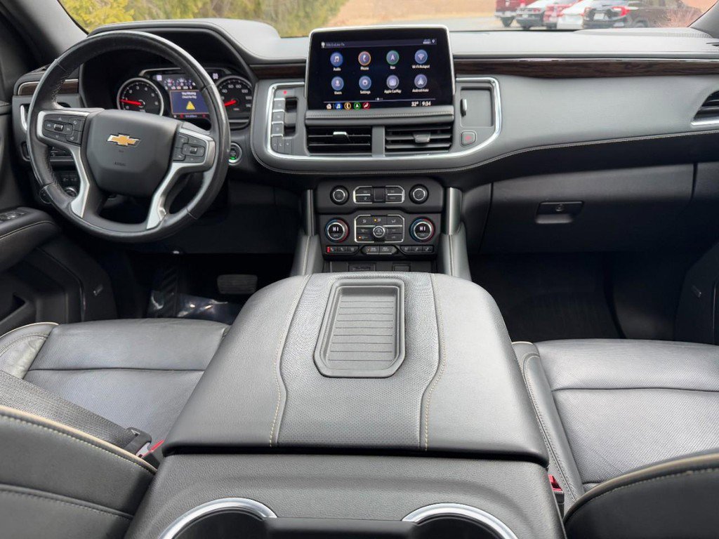 Used 2021 Chevrolet Suburban Premier w/ Premium Package image 13