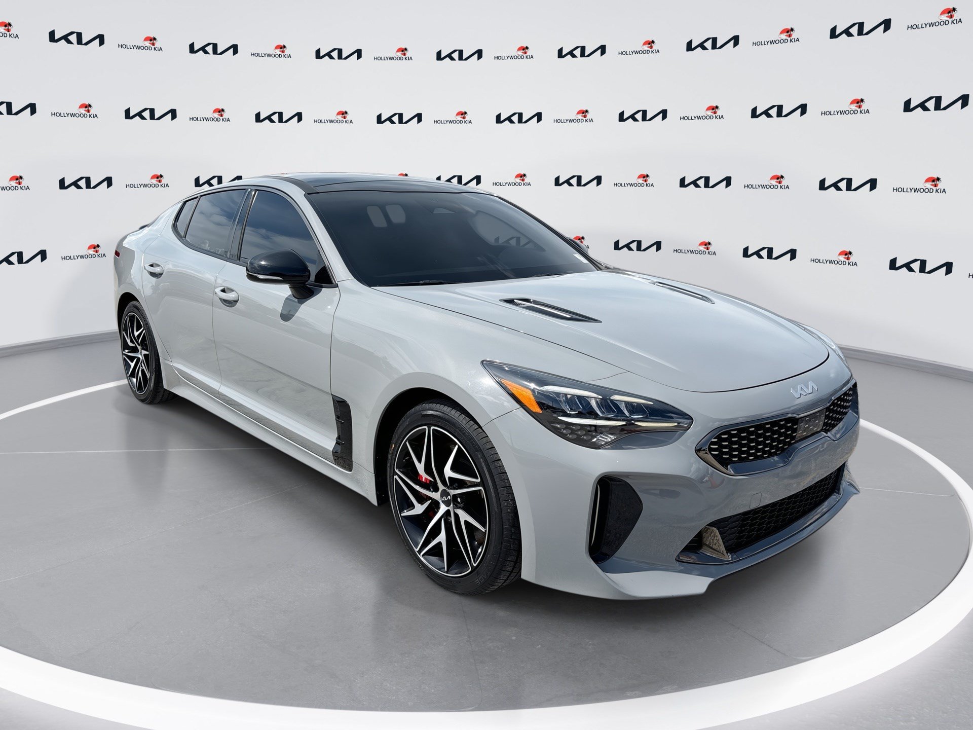 Used 2023 Kia Stinger GT-Line w/ Sun & Sound Package RWD image 1