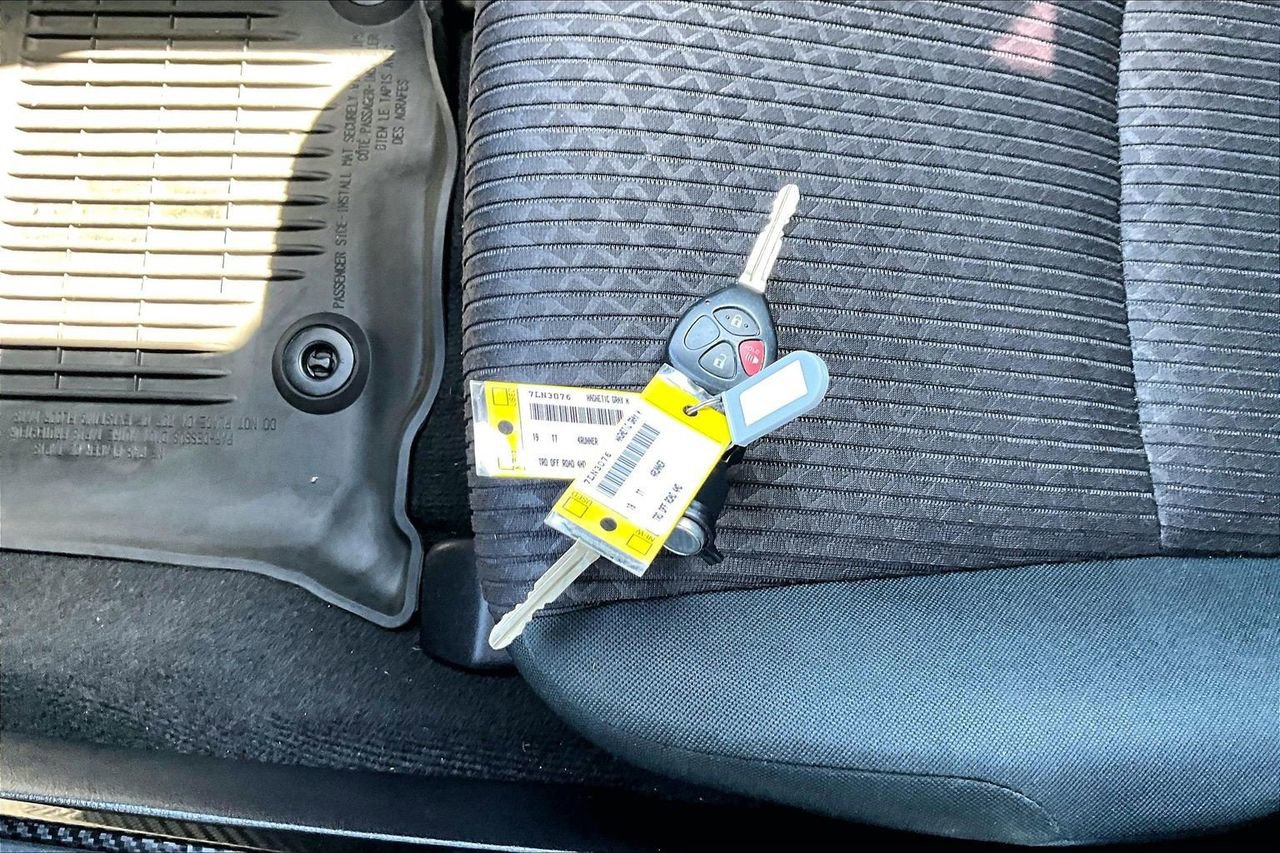 Used 2019 Toyota 4Runner TRD Off-Road image 30