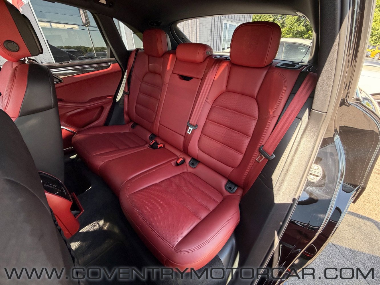 Used 2015 Porsche Macan S AWD/4WD image 33