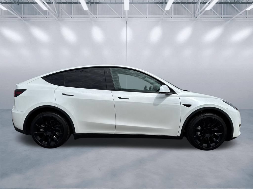 Used 2020 Tesla Model Y Long Range AWD/4WD image 3