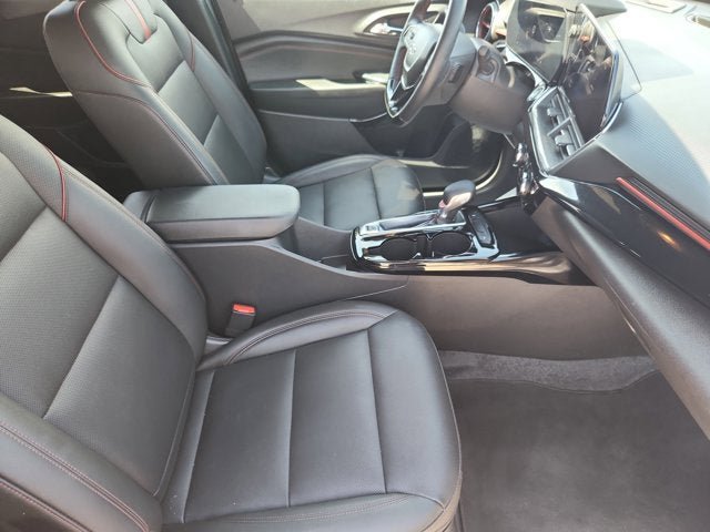 Used 2025 Chevrolet Trax RS w/ Driver Confidence Package FWD image 15