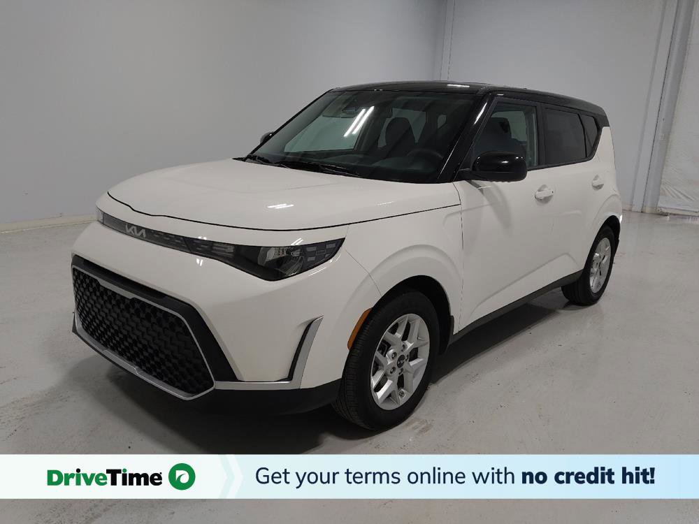Used 2025 Kia Soul S image 1