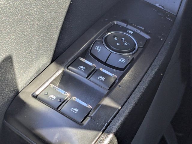 Used 2024 Ford F550 4x4 Crew Cab Super Duty image 24