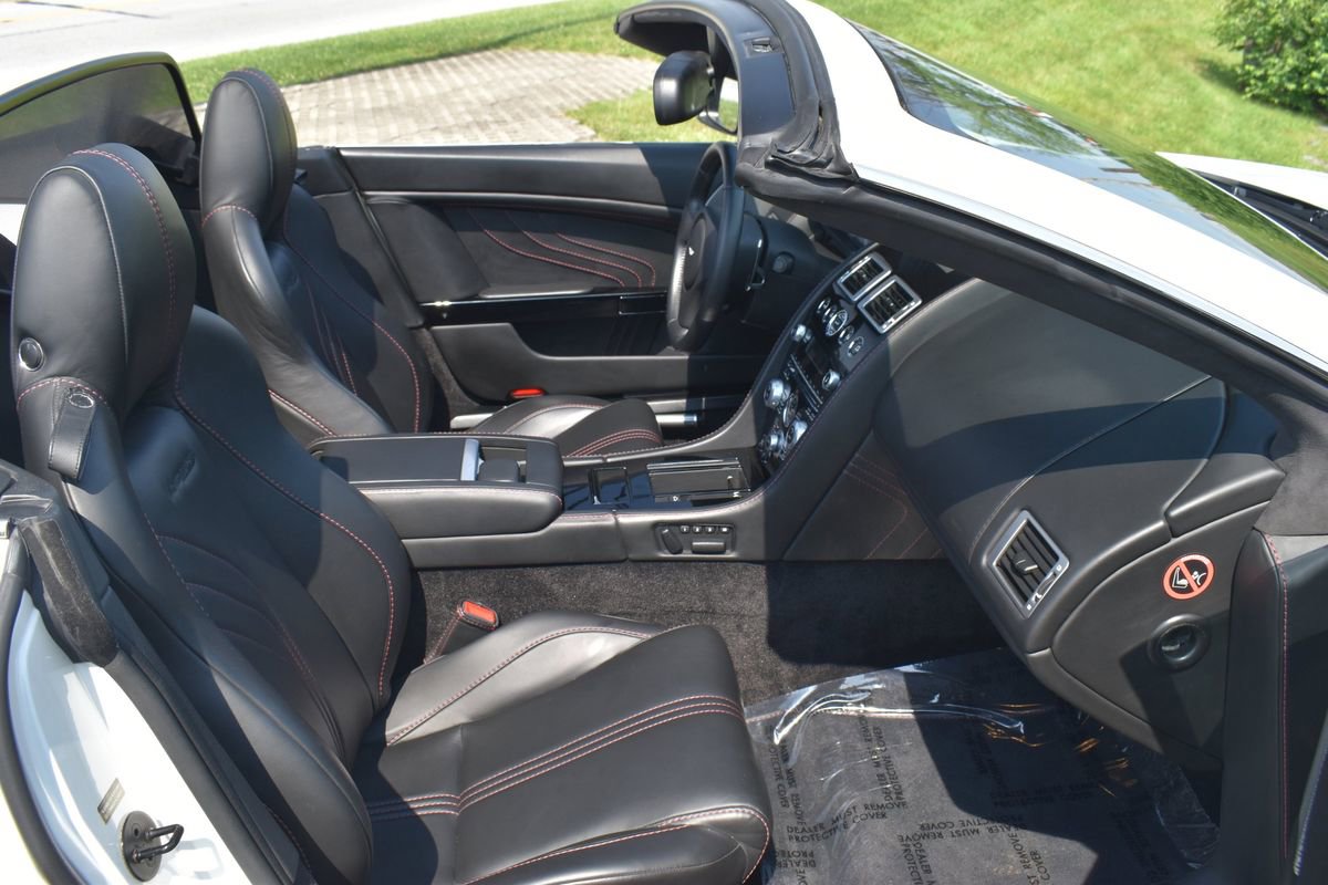 Used 2014 Aston Martin V8 Vantage S image 26