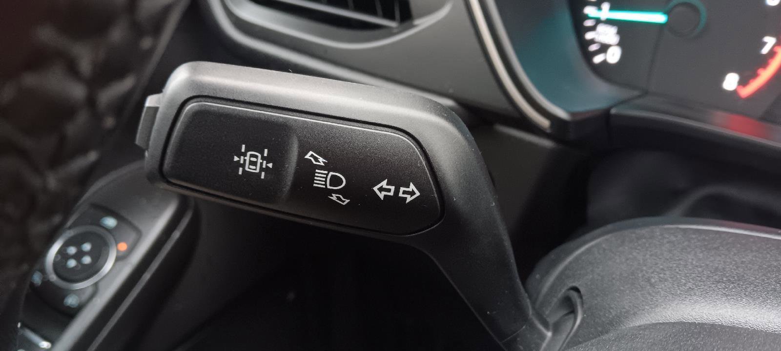 Used 2022 Ford Escape SE w/ Convenience Package image 8