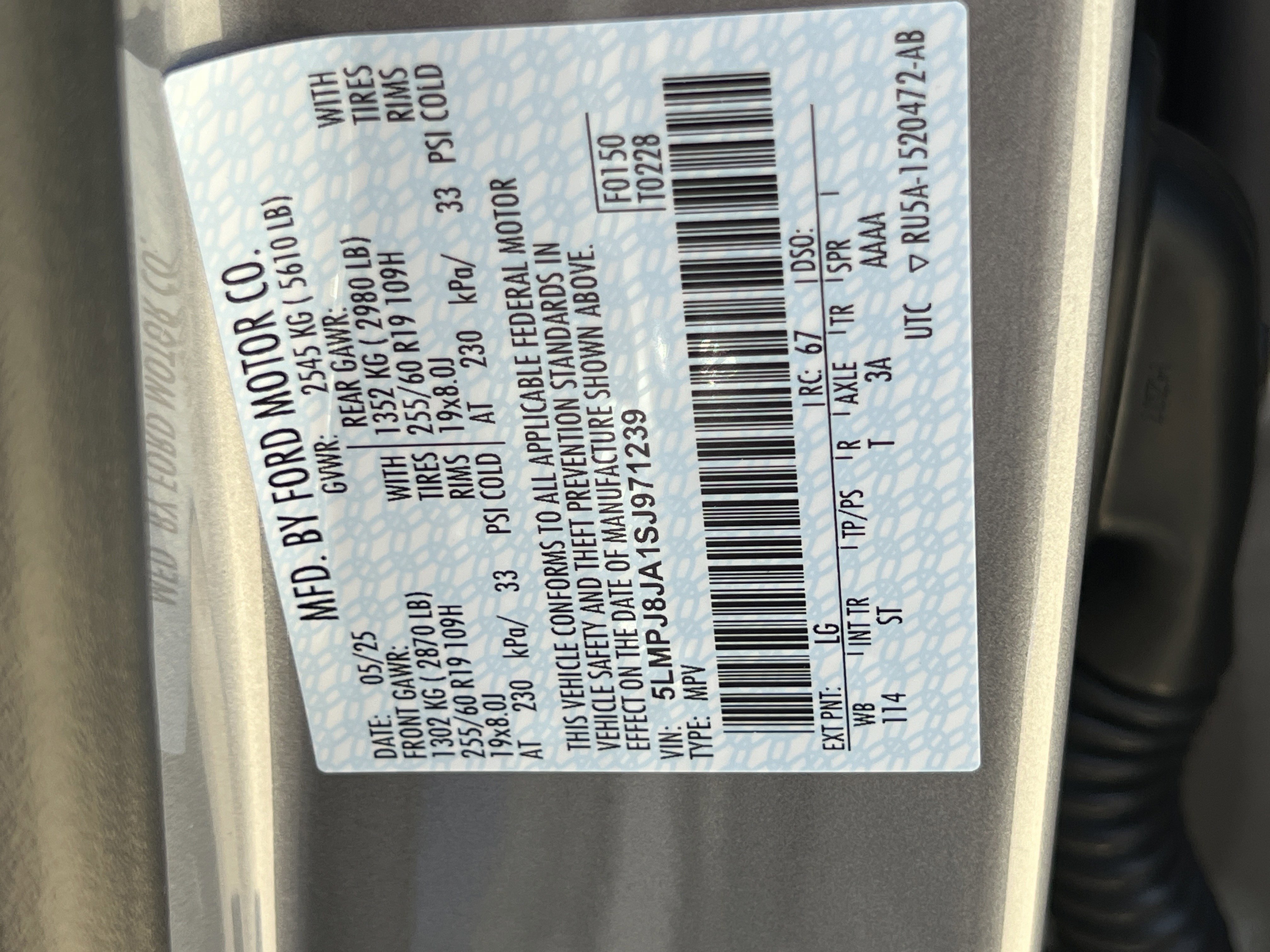 New 2025 Lincoln Nautilus Premier w/ Equipment Group 102A image 37