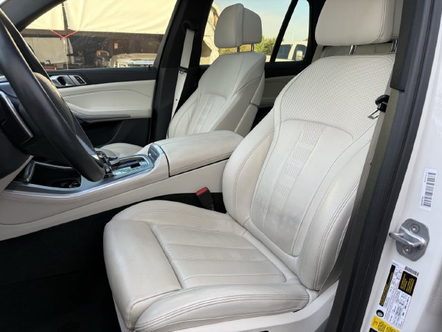 Used 2020 BMW X5 xDrive40i w/ Premium Package AWD/4WD image 24