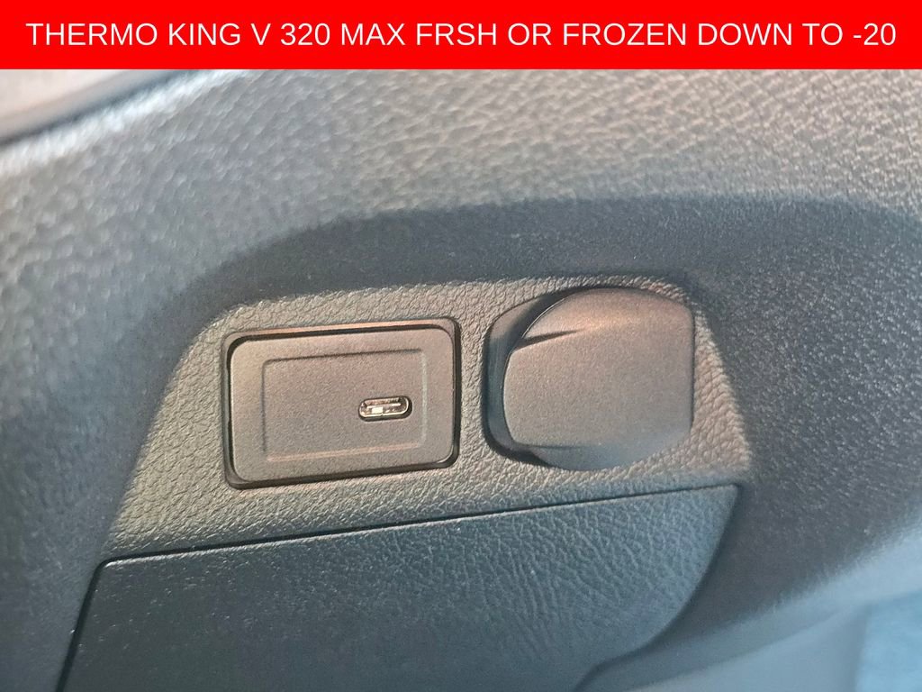 New 2025 Mercedes-Benz Sprinter 2500 image 24