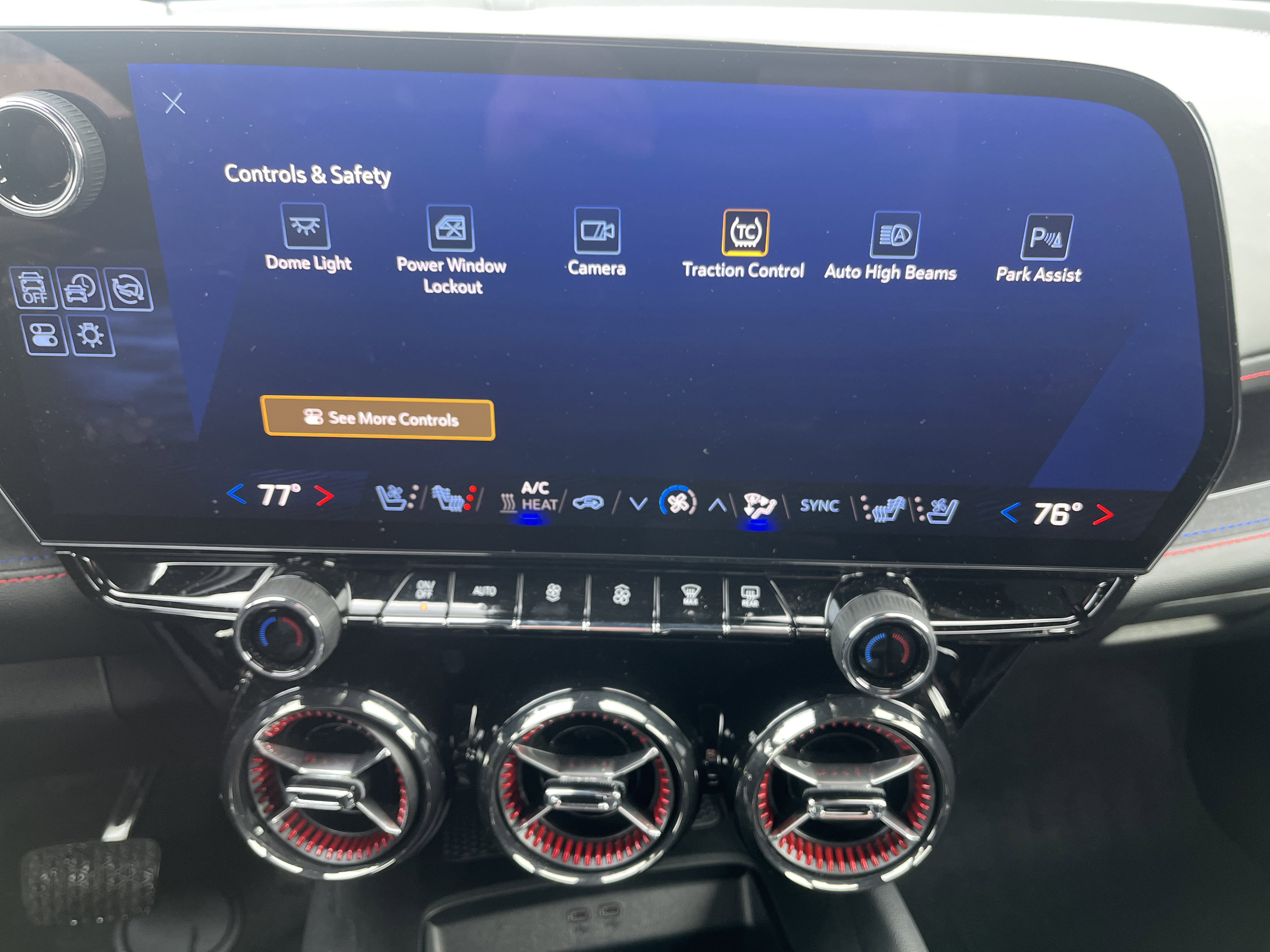 Used 2025 Chevrolet Blazer EV RS image 27