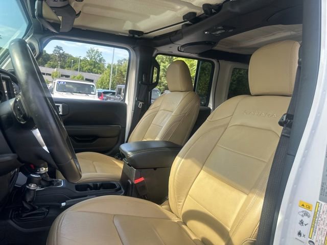 Used 2018 Jeep Wrangler Unlimited Sahara w/ Dual Top Group AWD/4WD image 20