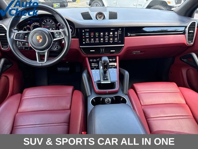 Used 2022 Porsche Cayenne AWD/4WD image 4