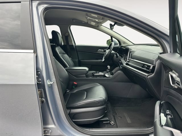 Used 2023 Kia Sportage EX AWD/4WD image 15
