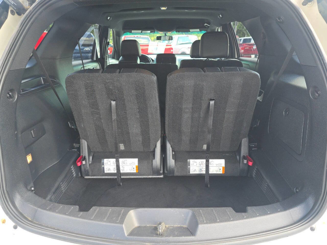 Used 2016 Ford Explorer XLT w/ Equipment Group 202A image 19