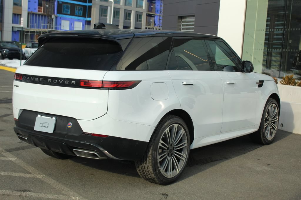 New 2026 Land Rover Range Rover Sport SE AWD/4WD image 2