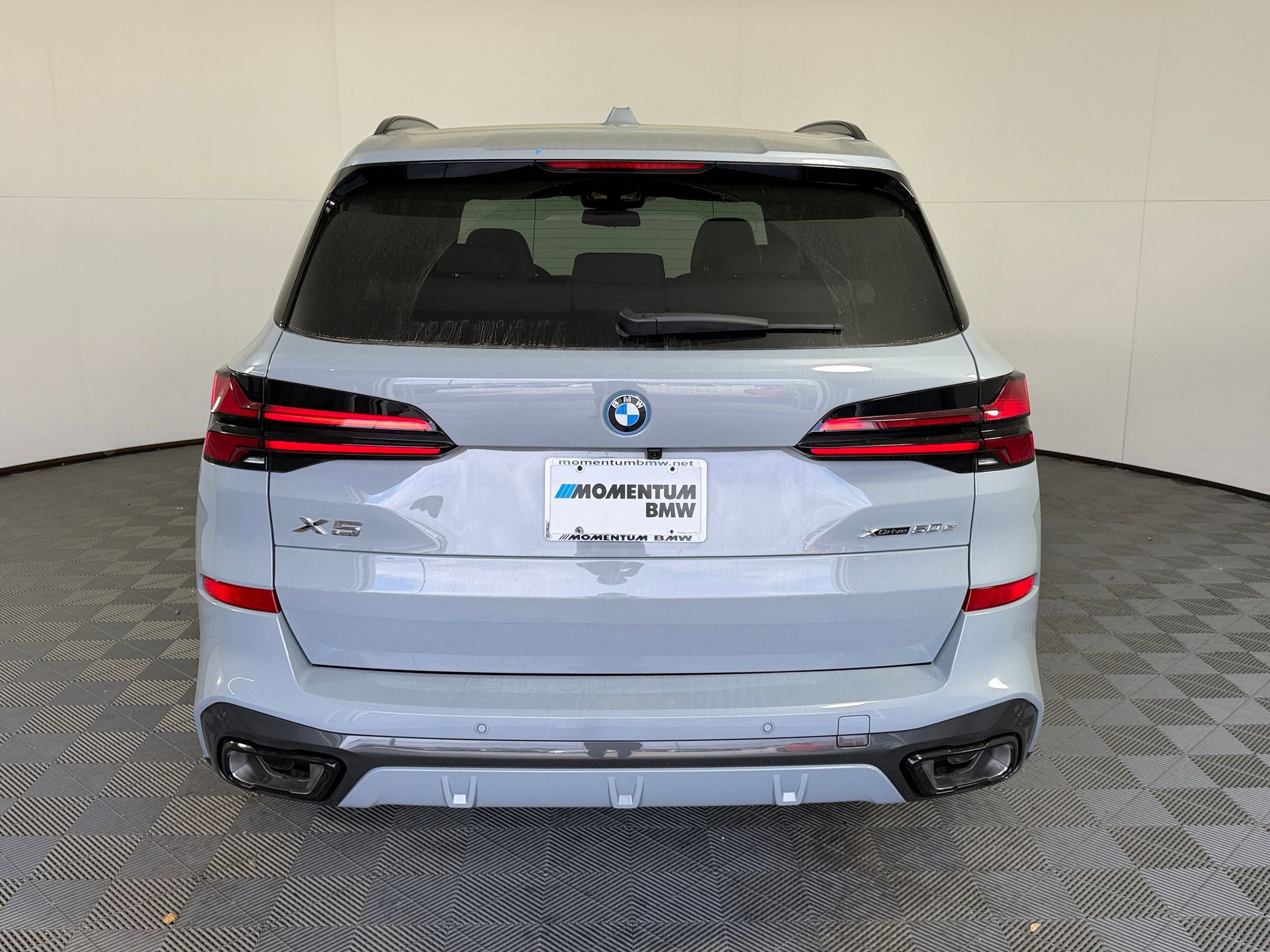 New 2026 BMW X5 xDrive50e w/ Executive Package image 10