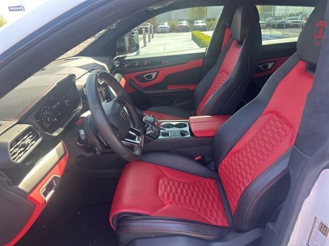 Used 2022 Lamborghini Urus AWD/4WD image 9