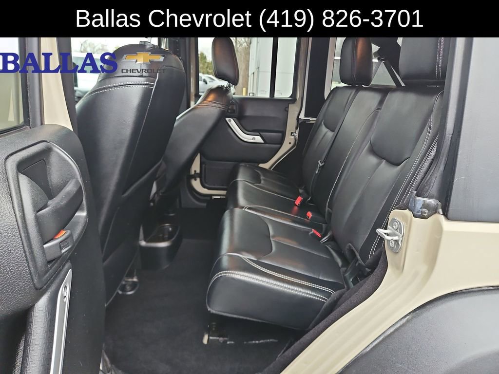 Used 2017 Jeep Wrangler Unlimited Rubicon w/ Cold Weather Group image 25