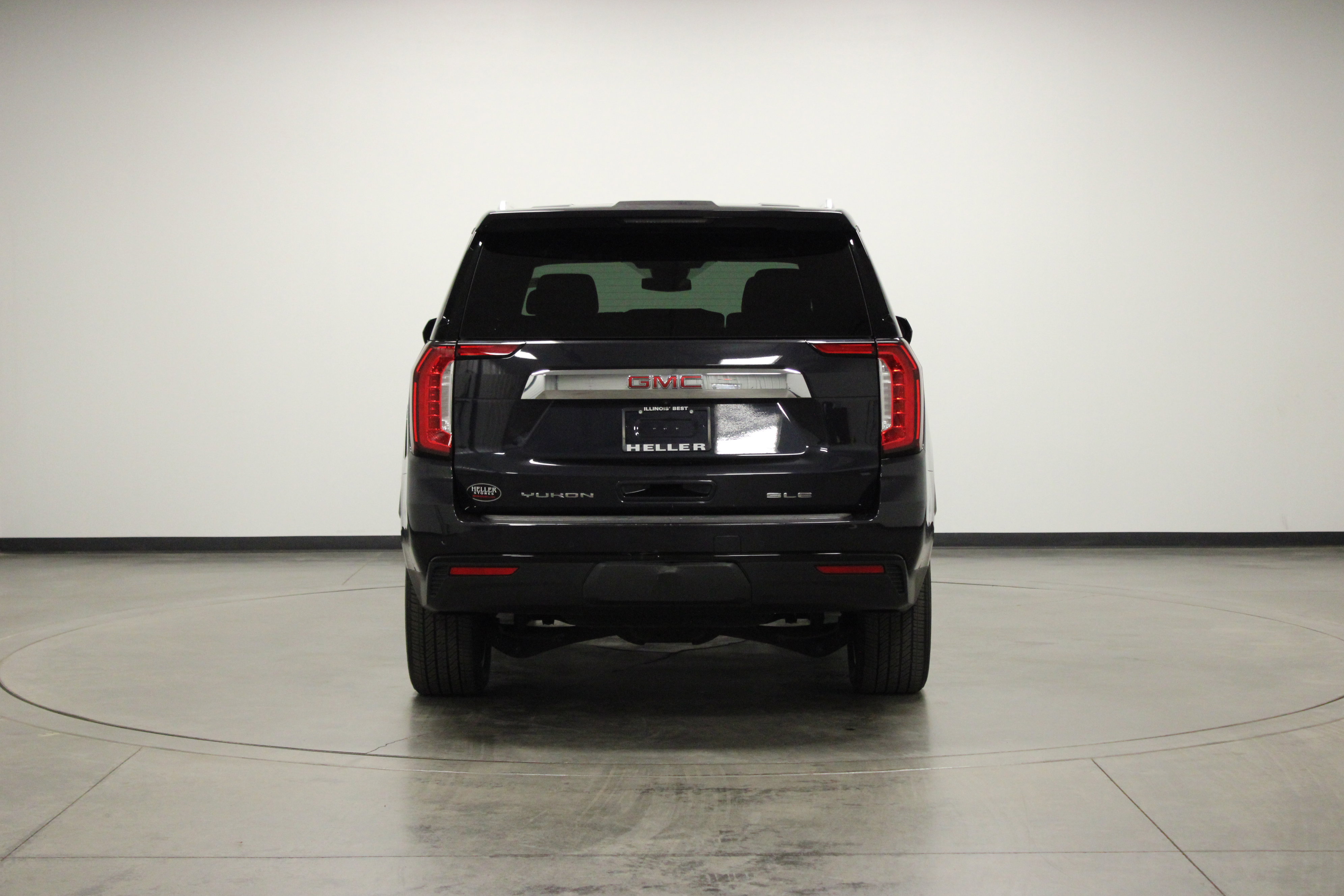 Used 2023 GMC Yukon SLE image 7