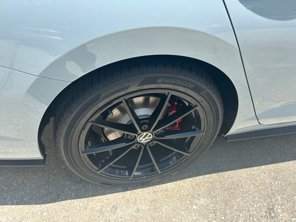 New 2026 Volkswagen Jetta GLI Autobahn FWD image 26