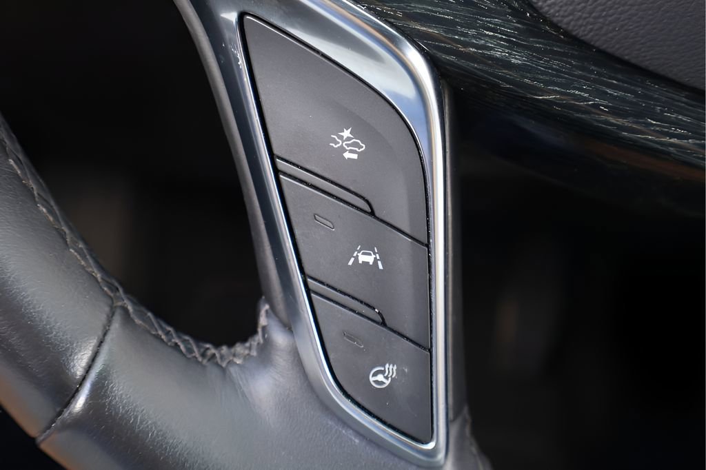 Used 2023 Cadillac XT5 Premium Luxury FWD image 19
