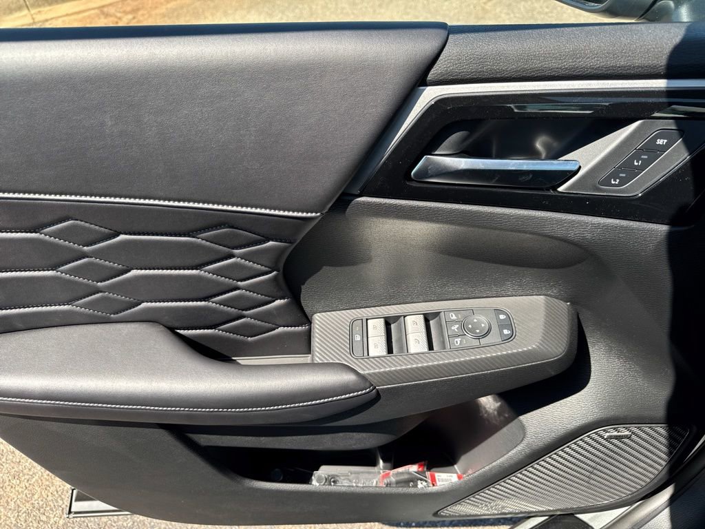 New 2026 Mitsubishi Outlander SEL FWD image 29