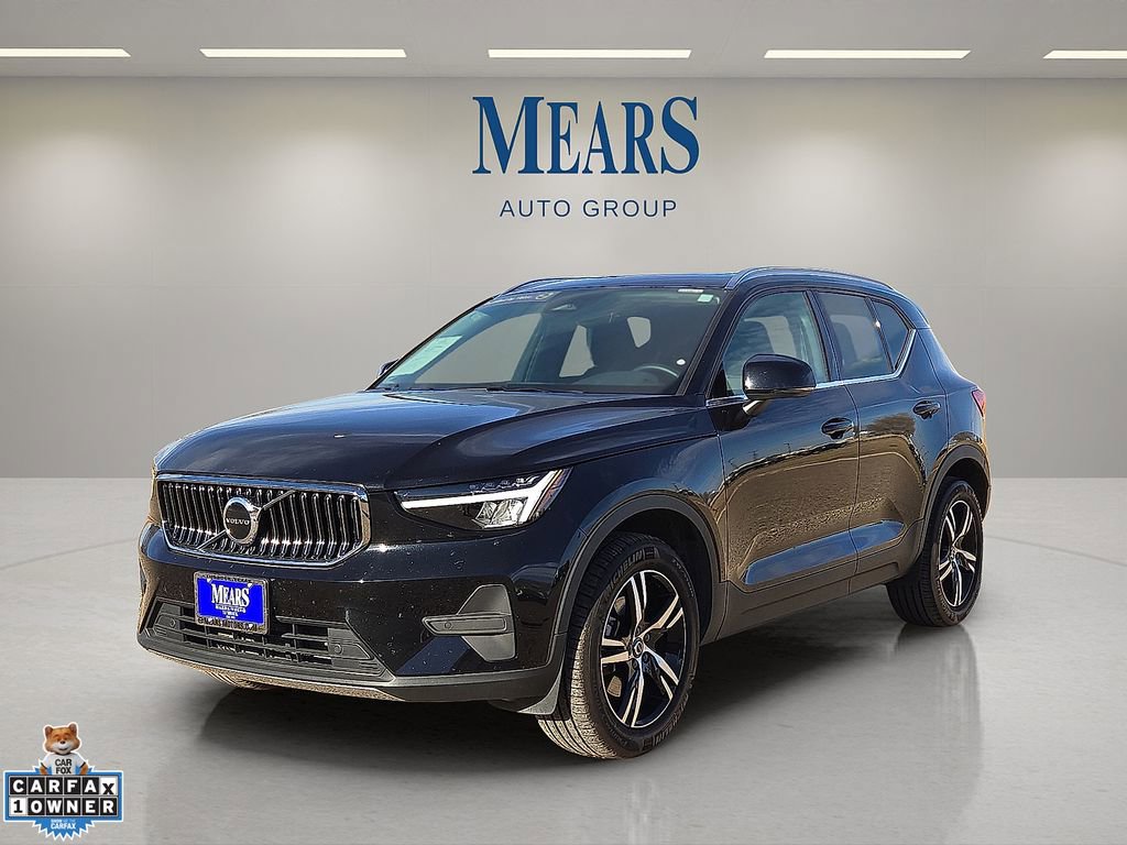 Certified 2025 Volvo XC40 B5 Core
