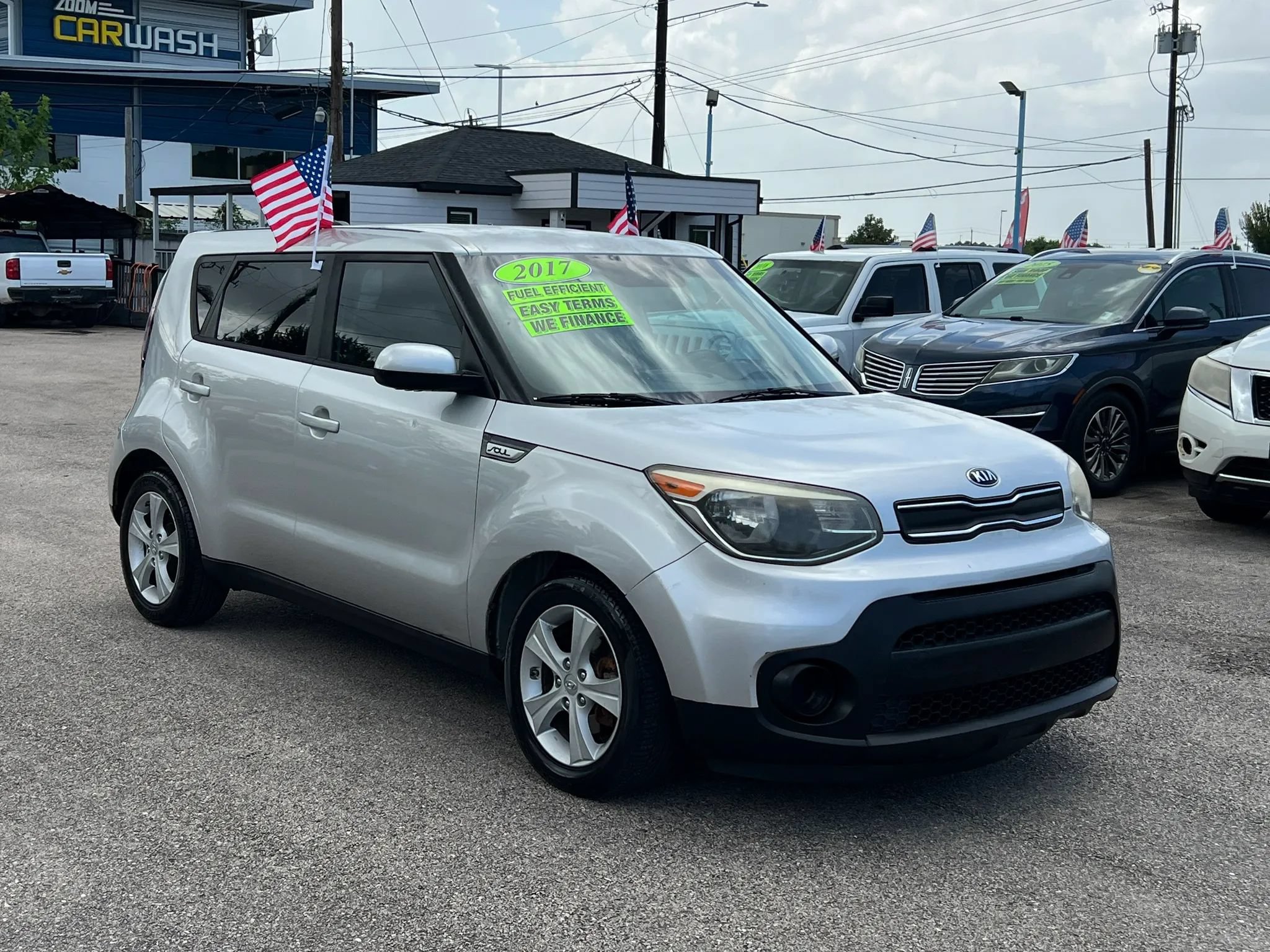 Used 2017 Kia Soul FWD image 4