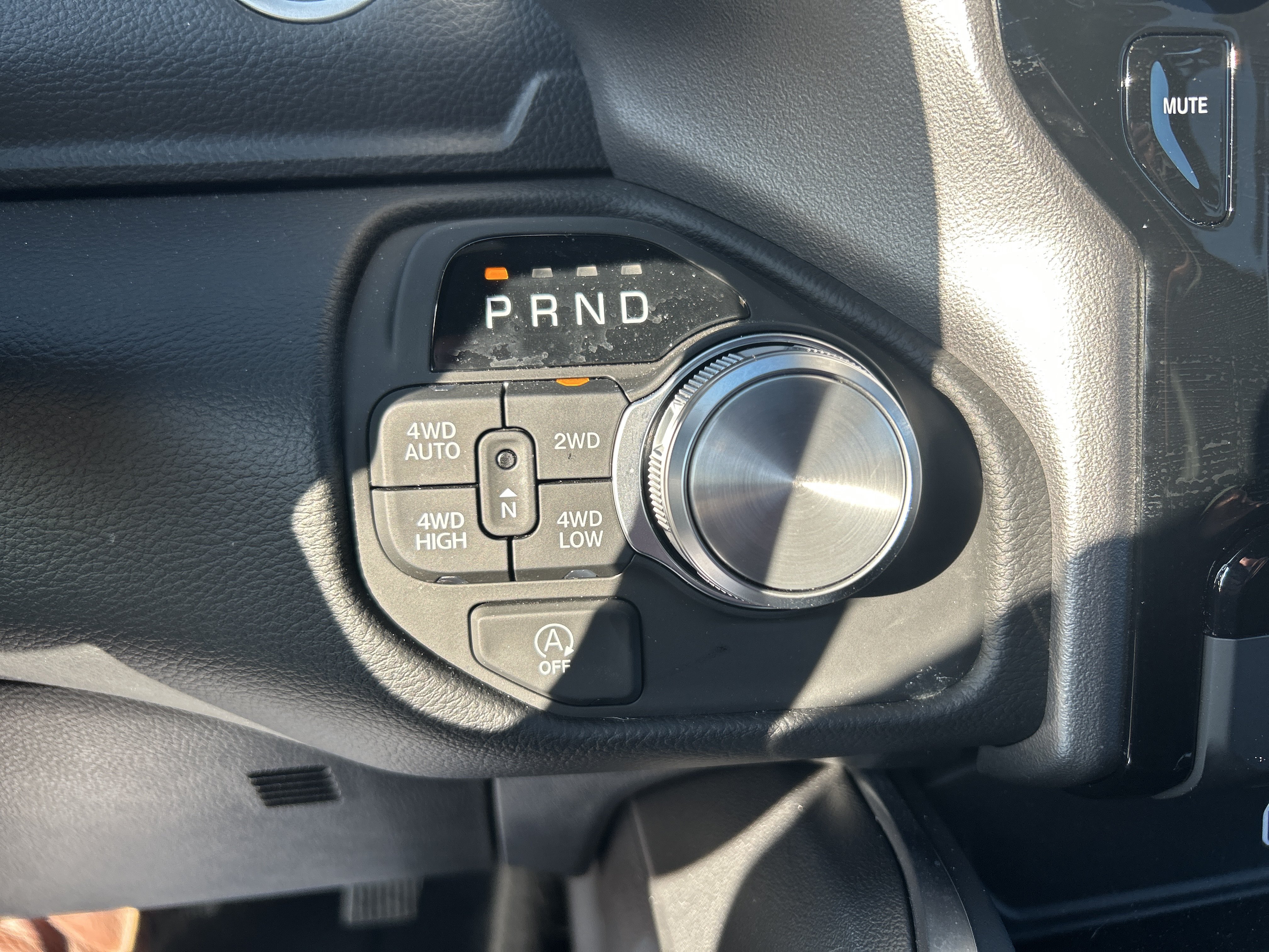 Used 2026 RAM 1500 Laramie AWD/4WD image 24
