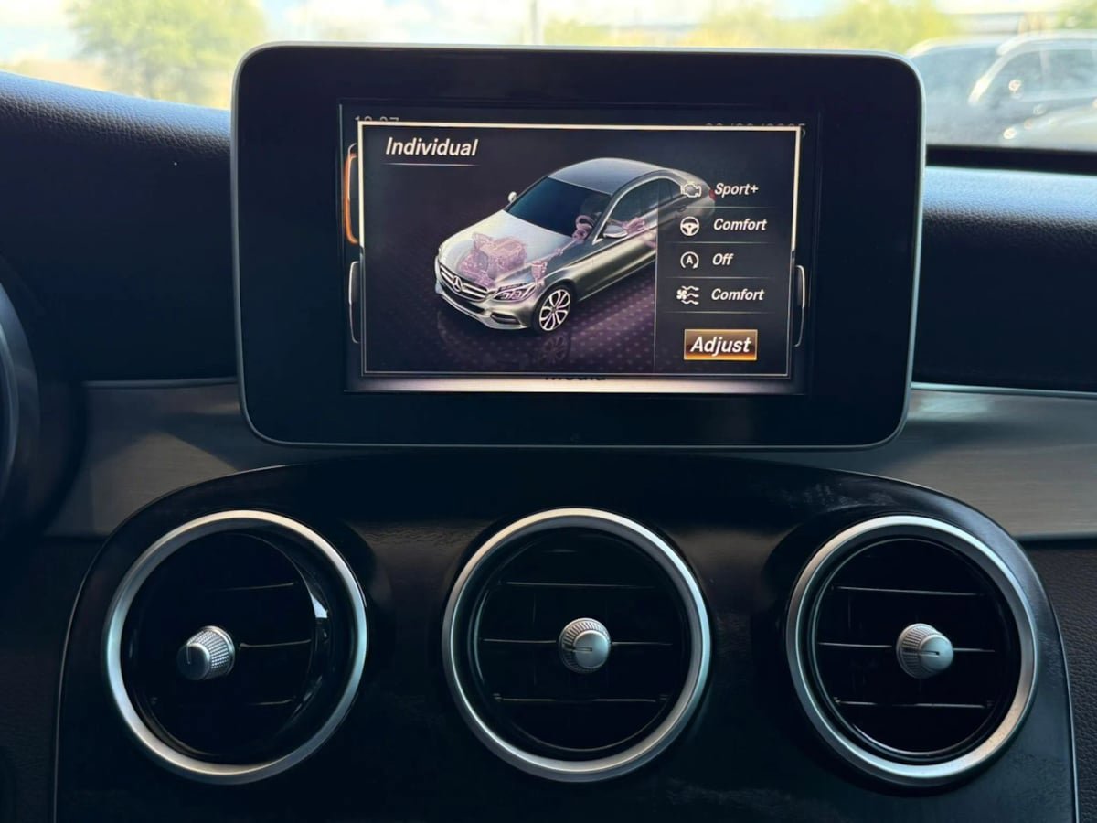 Used 2018 Mercedes-Benz C 300 Sedan w/ Premium Package image 52