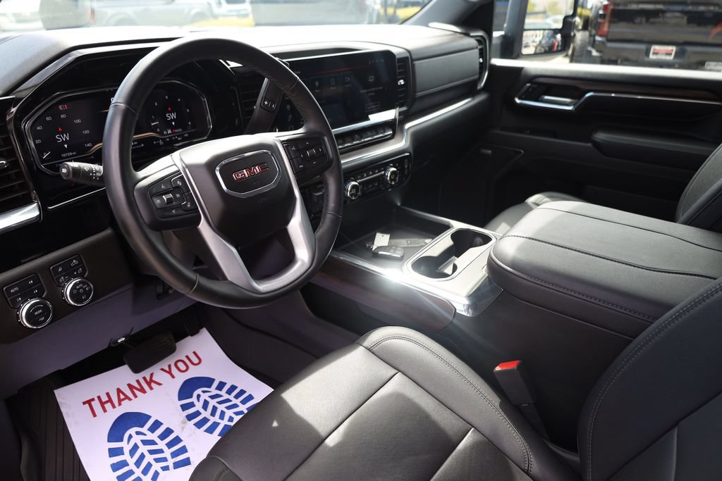 Used 2024 GMC Sierra 3500 SLT w/ SLT Premium Package AWD/4WD image 12