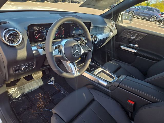 New 2026 Mercedes-Benz GLB 250 4MATIC image 25