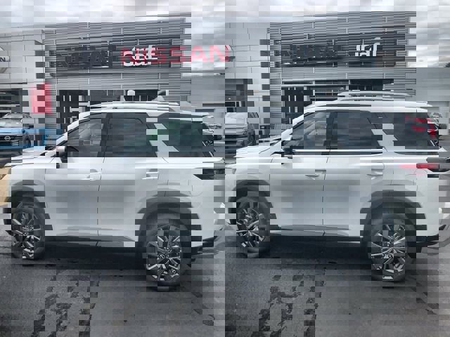 New 2025 Nissan Pathfinder SL w/ SL Premium Package image 1