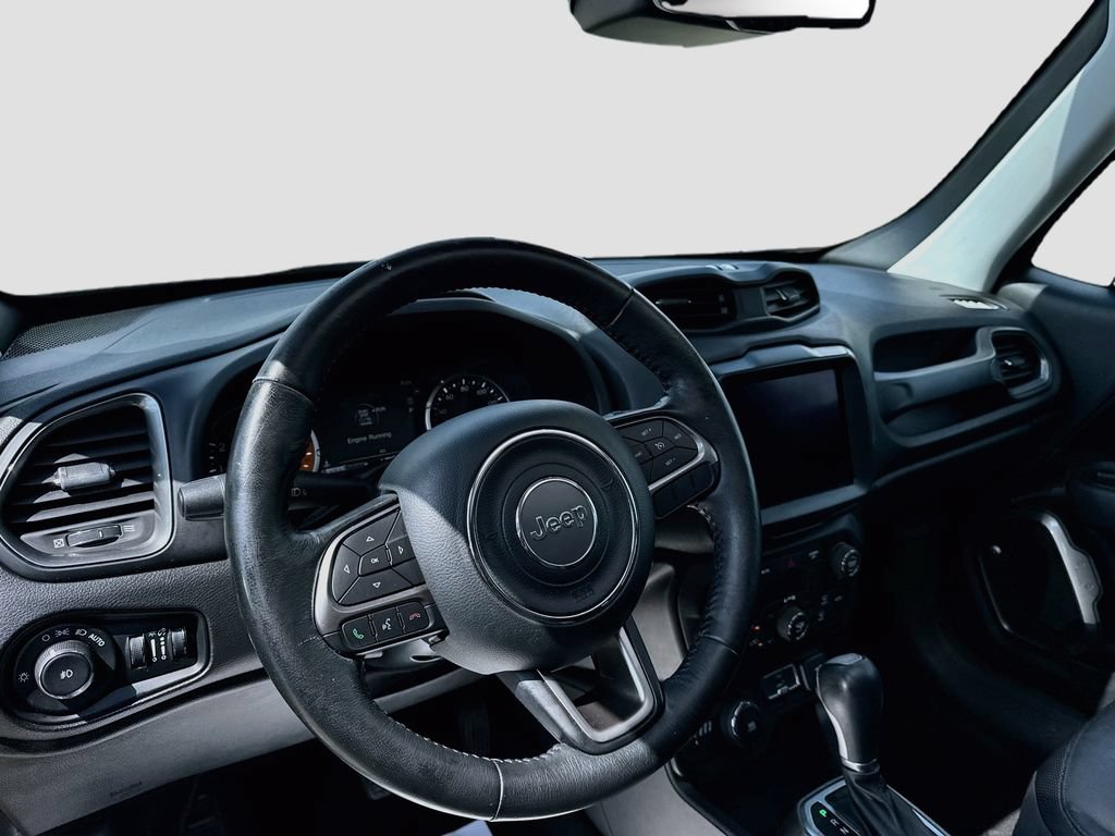 Used 2018 Jeep Renegade Limited w/ UConnect 8.4 Nav Group AWD/4WD image 9