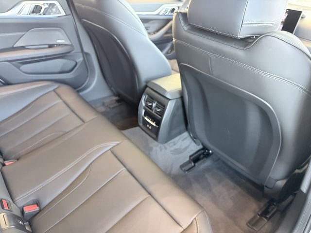 New 2026 BMW i4 eDrive40 w/ Premium Package RWD image 12