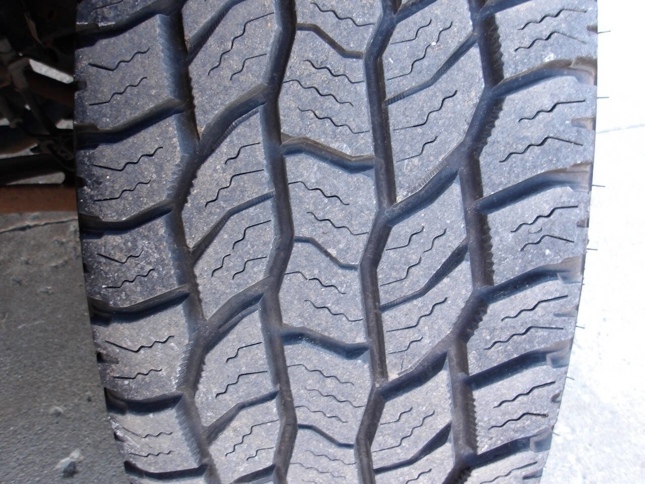 Used 2011 Jeep Grand Cherokee Laredo image 8