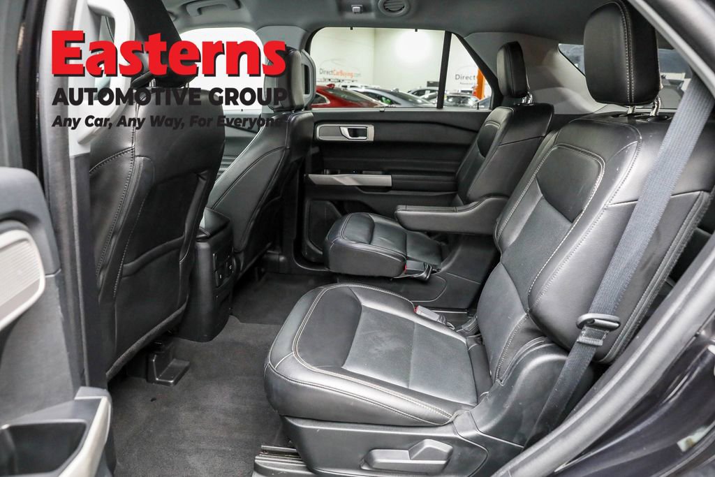 Used 2022 Ford Explorer Limited w/ Equipment Group 301A image 22