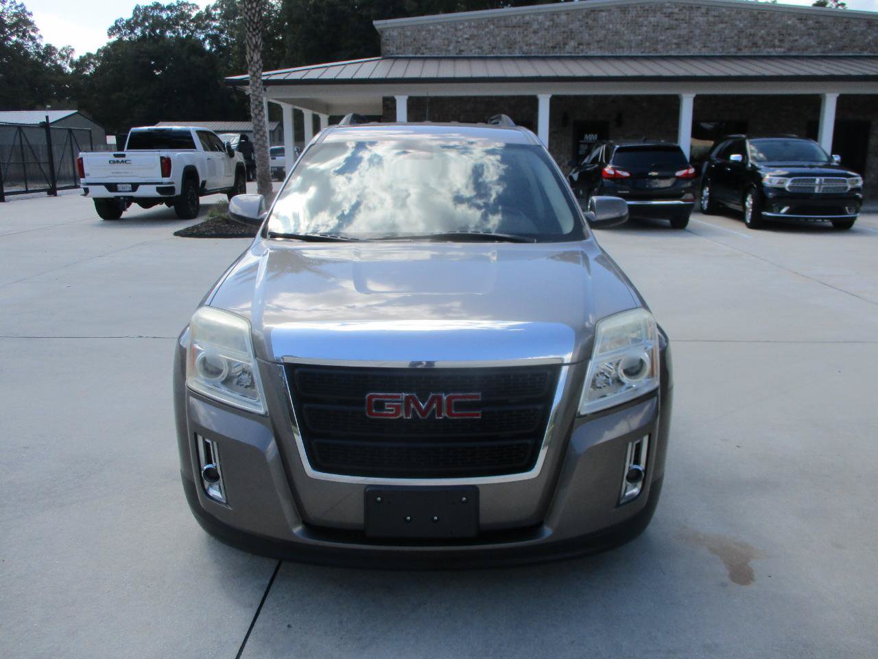 Used 2011 GMC Terrain SLE FWD image 5