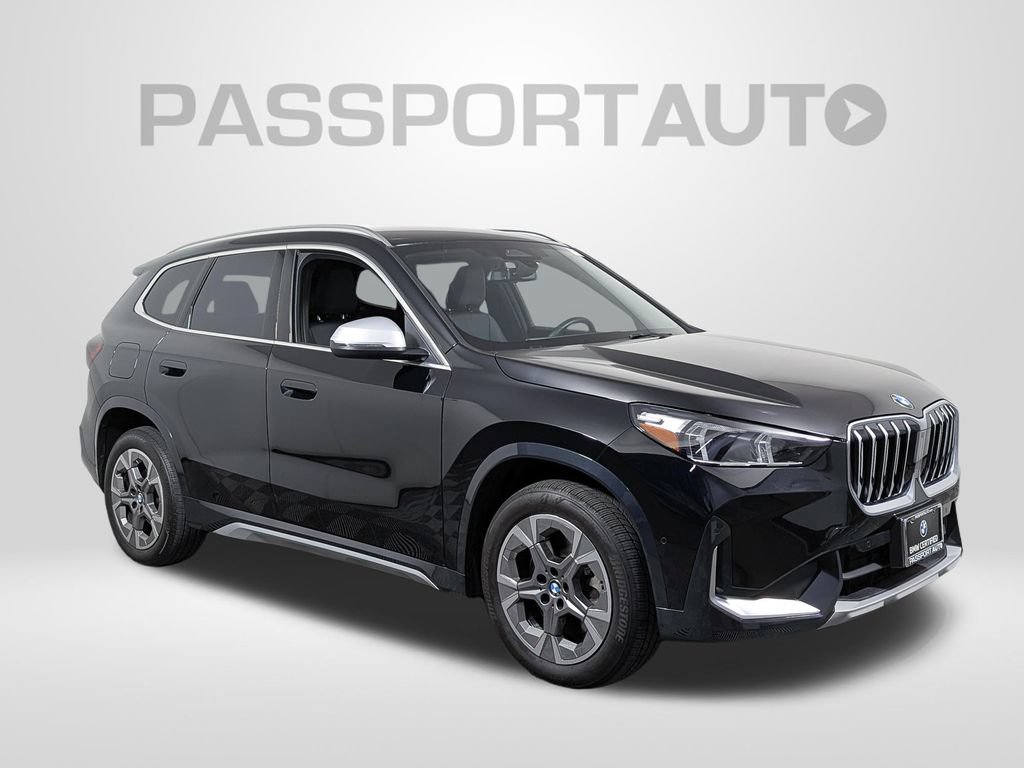 Used 2024 BMW X1 xDrive28i w/ Convenience Package AWD/4WD image 9